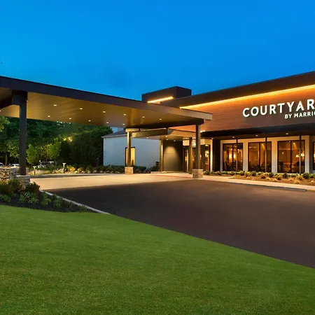 Courtyard By Marriott Lincroft Red Bank Hotel